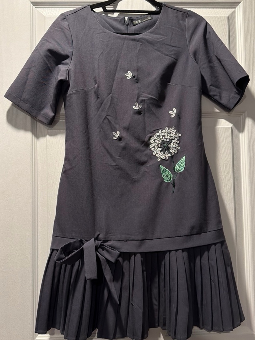 Zara Navy Blue Pleated-Hem Maxi Dress with White Floral Embroidery